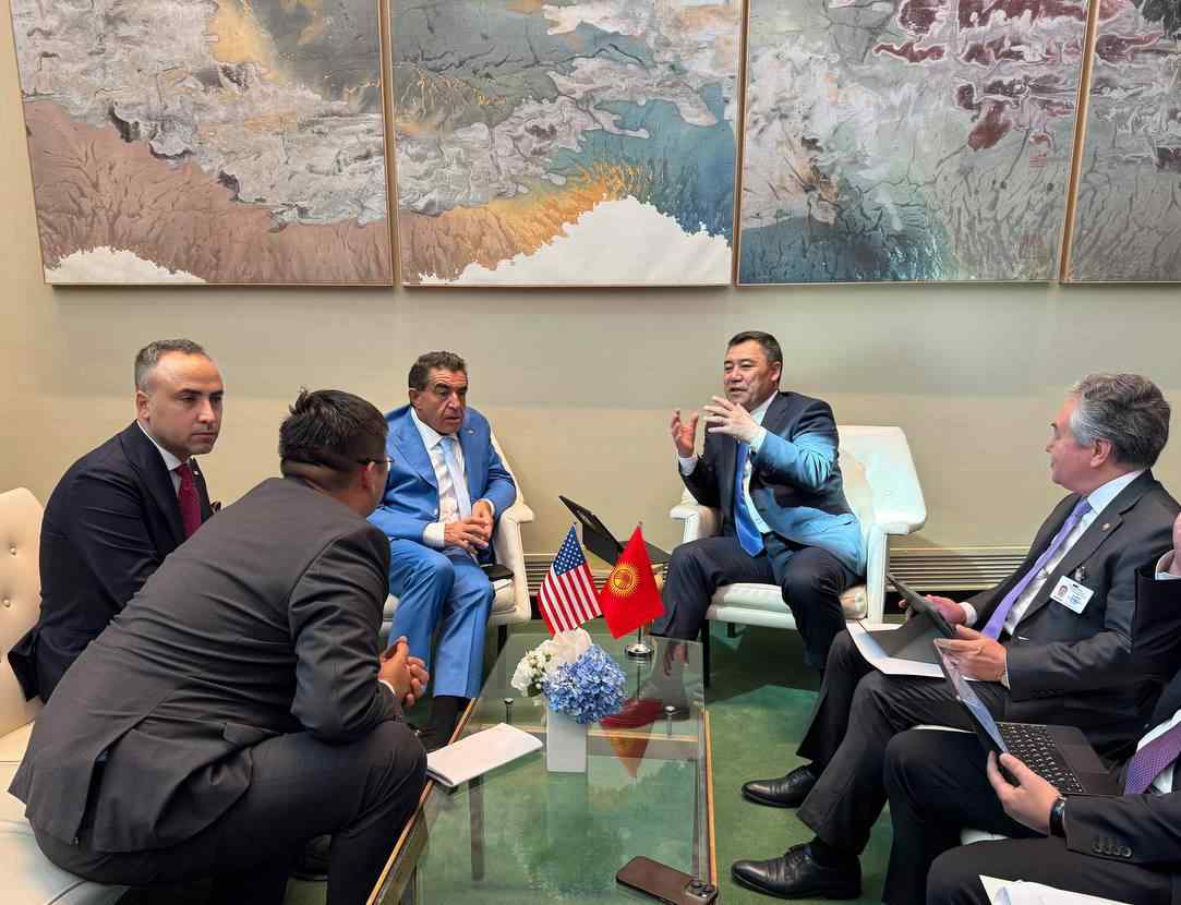 Qırğızıstan və ABŞ ikitərəfli əməkdaşlığın inkişafını müzakirə ediblər