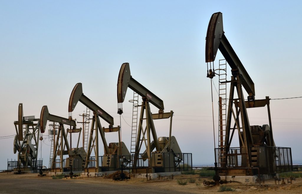 EIA gələn il üçün Azərbaycanda neft hasilatı proqnozunu açıqlayıb