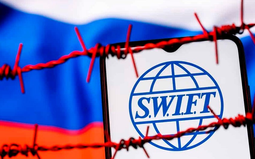 Aİ Rusiyaya qarşı yeni sanksiyalar çərçivəsində 20 bankın SWIFT-dən çıxara bilər