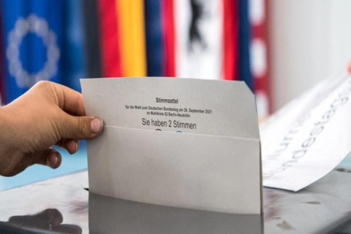 Almaniyada vaxtından əvvəl Bundestaq seçkiləri başlayıb