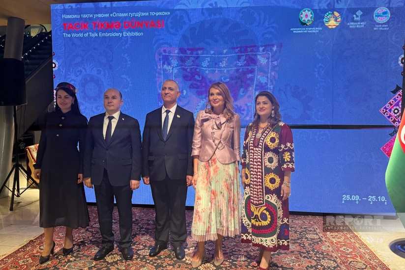 Azərbaycan və Tacikistan mədəni əlaqələri möhkəmləndirir