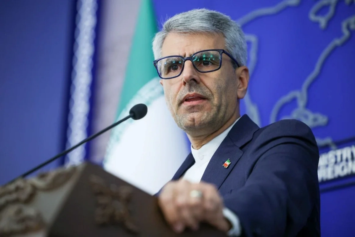 Əraqçi və ABŞ Prezidentinin nümayəndəsi arasında əlaqə kanalları açıqdır - Bəqai