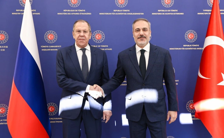 Ankarada Lavrov Hakan Fidanla görüşüb