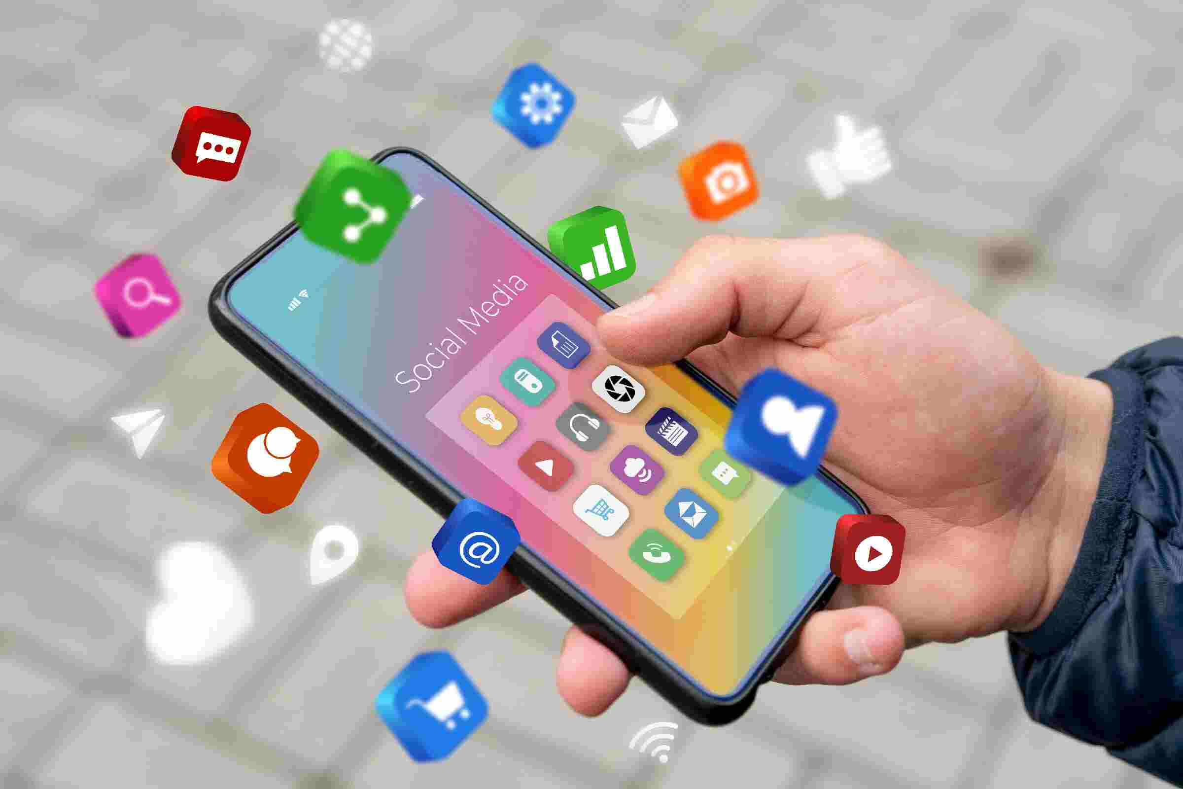 Mobil tətbiqlər reklam daşıyıcısı hesab olunacaq