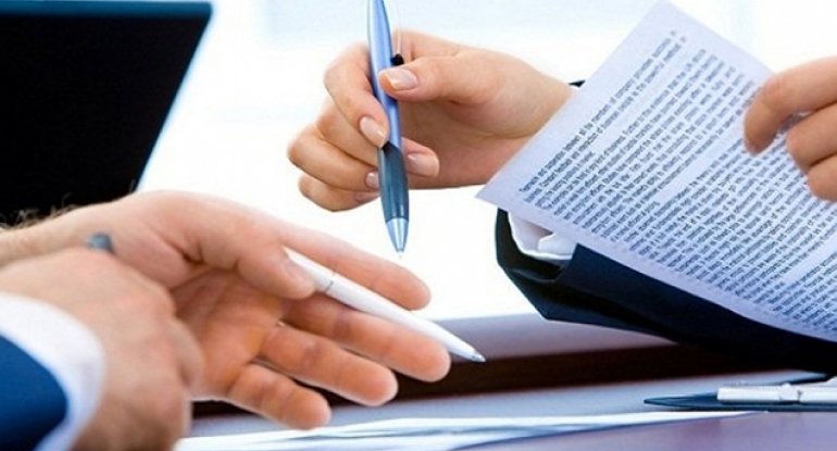 İcra icraatı üzrə ödənişi nağd formada edənlərin cərimələnəcək