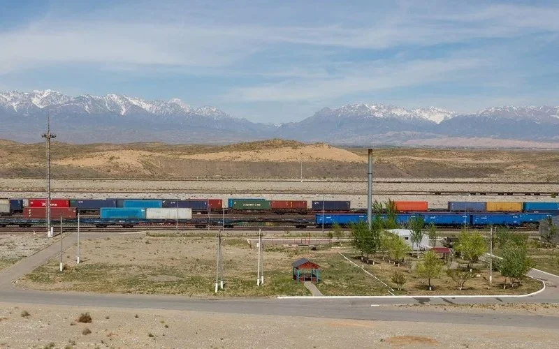 Çindən Qazaxıstan üzərindən yük tranziti üzrə yeni rekord