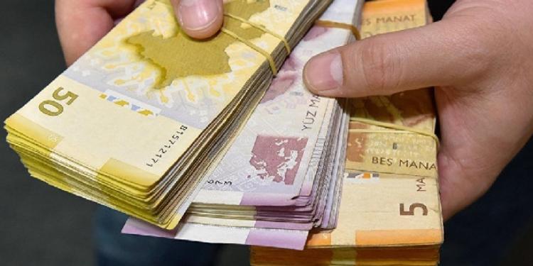 Əhalinin banklardakı əmanətləri 15 mlrd. manata yaxınlaşır