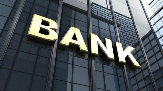 Əhalinin banklardakı əmanətləri 15 milyard manatı ötdü