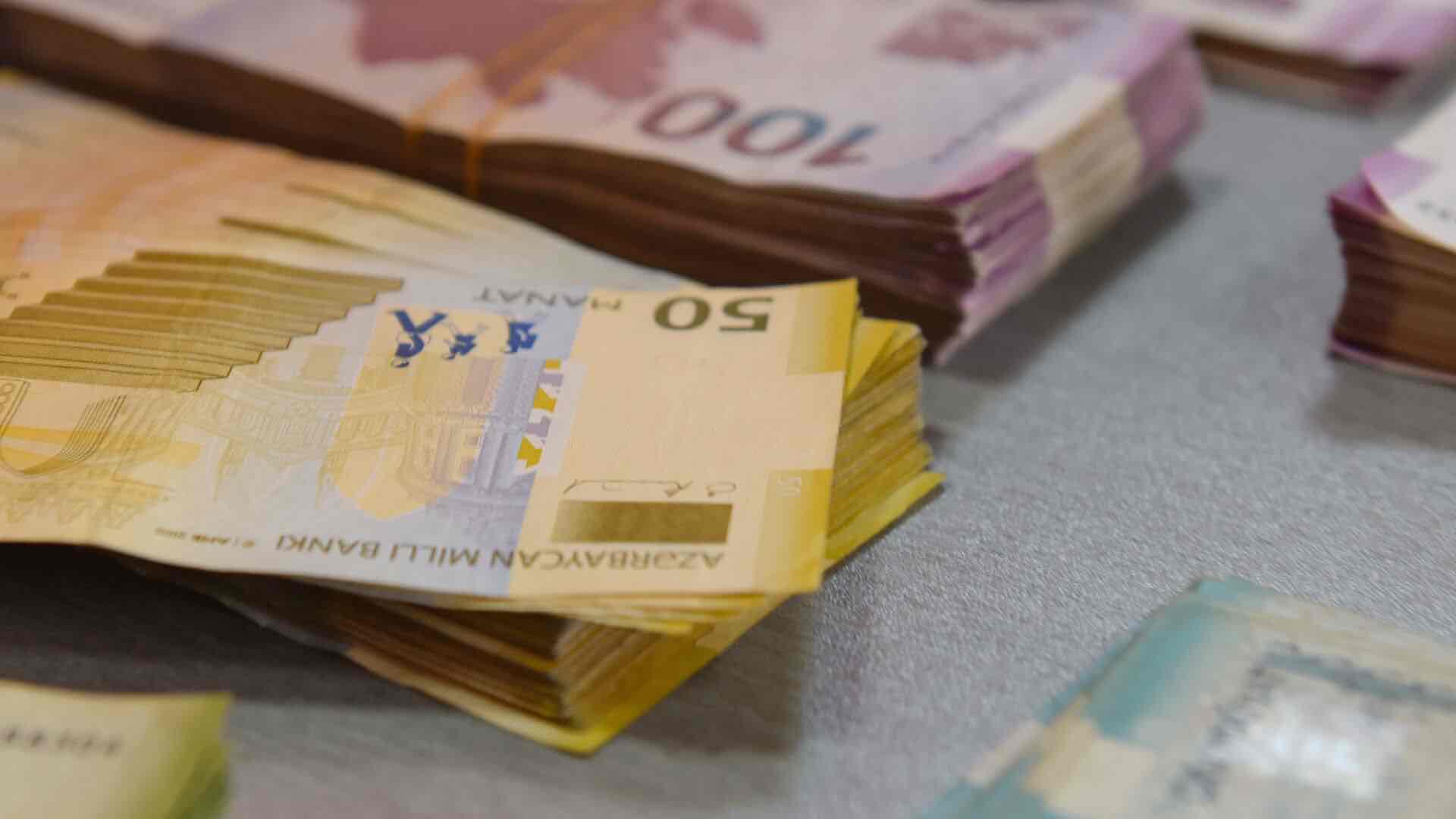 Manatın nominal və real effektiv məzənnəsi necə dəyişib?