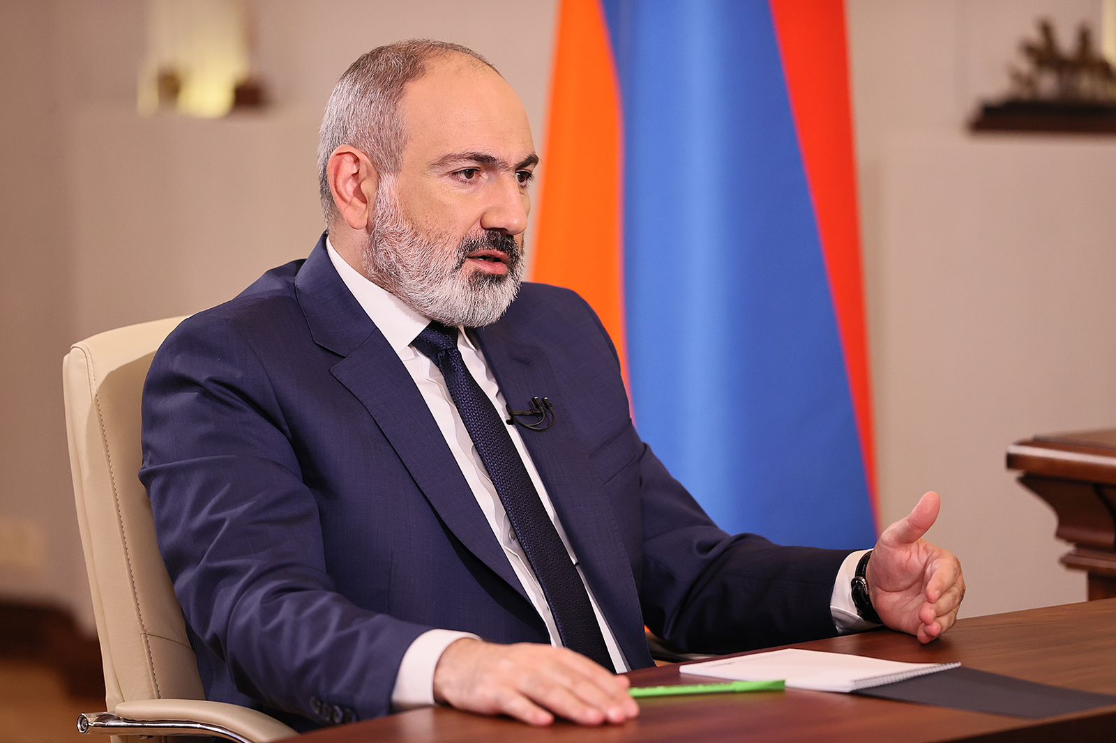 Paşinyan yeni konstitusiyanın qəbul edilməsinin zəruriliyini bəyan etdi