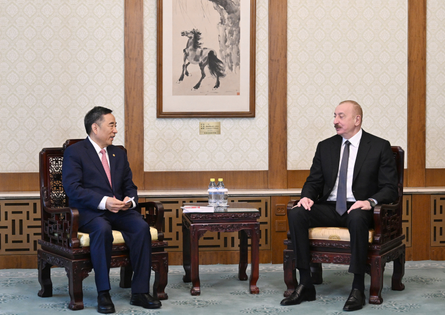 Azərbaycan Prezidenti İlham Əliyev  Energy China şirkətinin sədri ilə görüşüb
