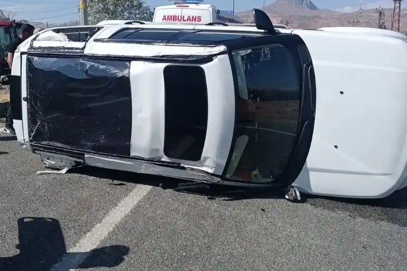 Azərbaycan vətəndaşları Türkiyədə yol qəzasına düşüb