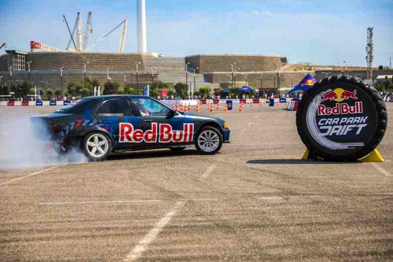 Red Bull Car Park Drift tam sürətlə yenidən Bakıda!