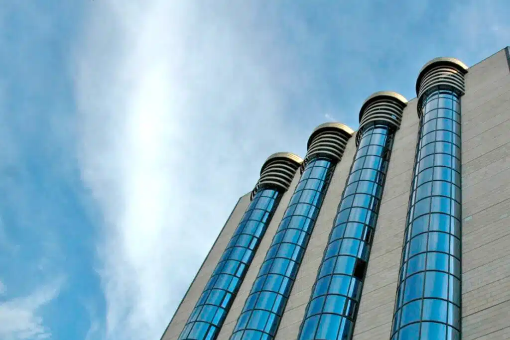 Özbəkistan Mərkəzi Bankı kommersiya bankları tərəfindən istehlakçıların hüquqlarının pozulmasından danışdı